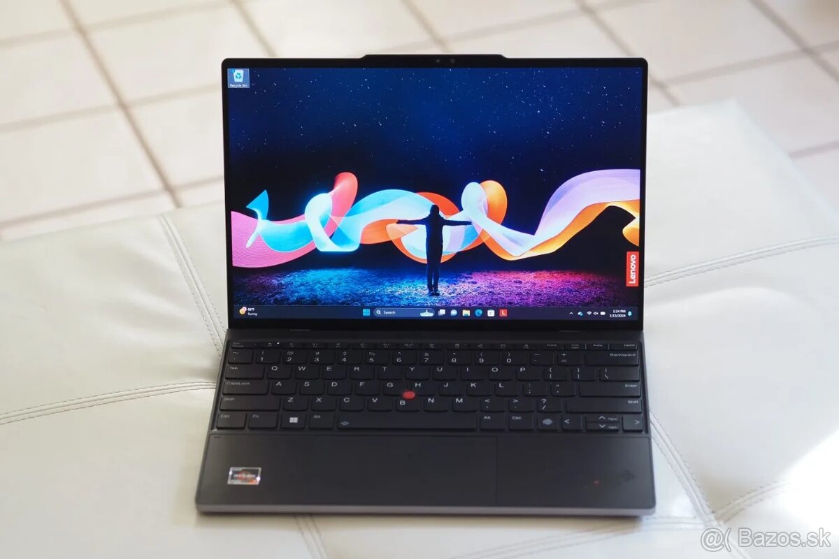 Lenovo THINKPAD Z13 G2:Ryzen 7 7840U,64GB,SSD 1TB,AMD Radeon