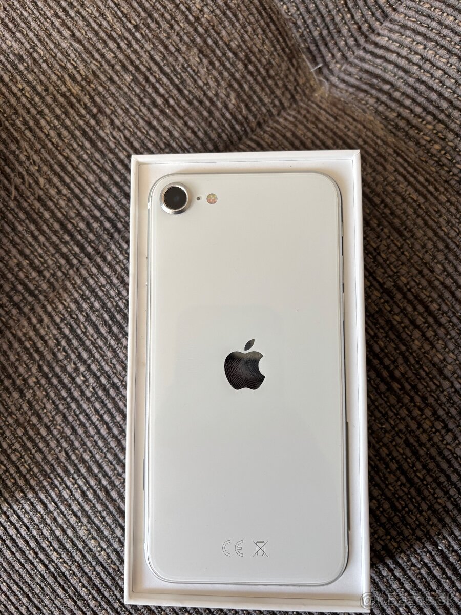 iPhone se 2020 64gb