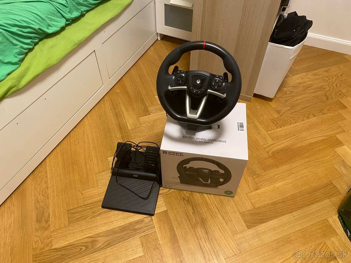 Predám volant na xbox
