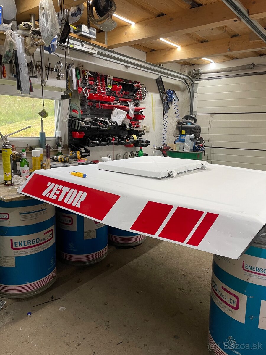Strecha Zetor