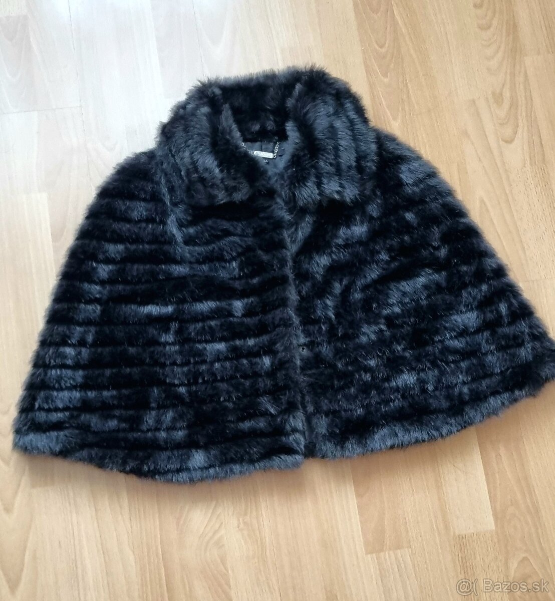 Kožušinová pelerína veľ. 44