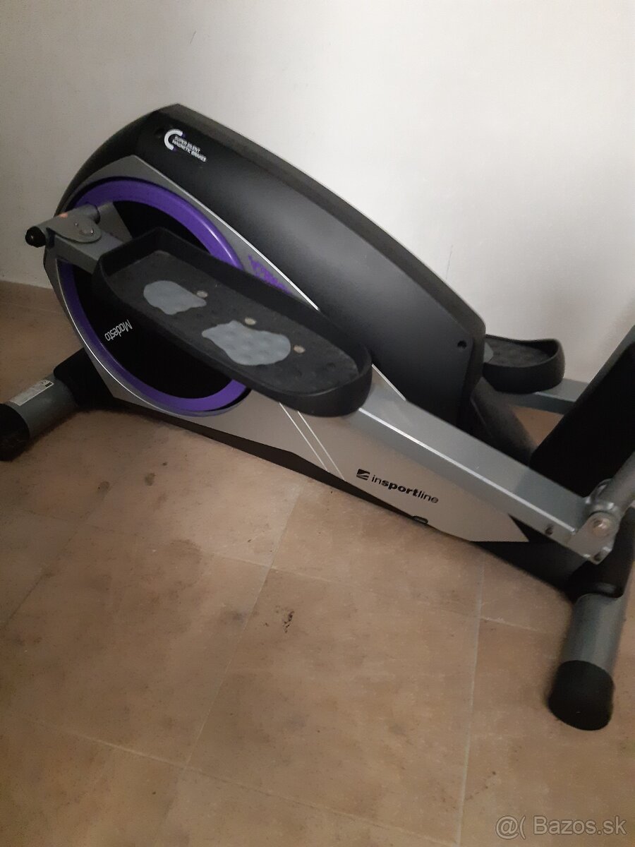 Eliptický trenažér