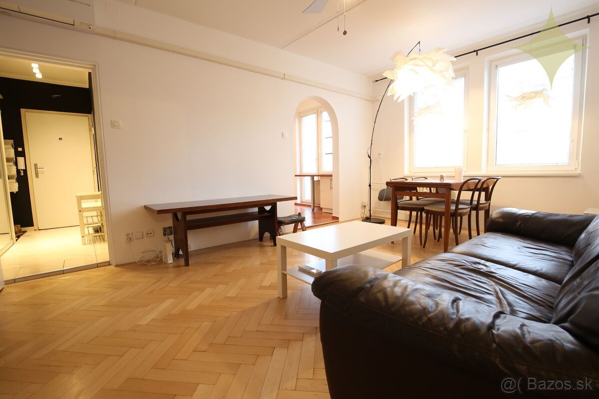 Na prenájom 3-izbový byt na „Račku“