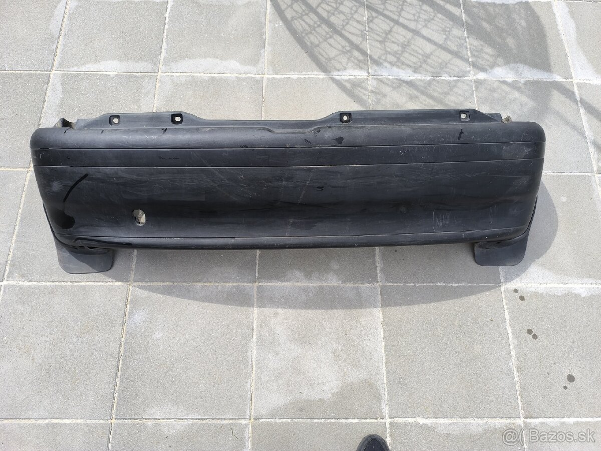 Zadný nárazník Fiat Punto mk1