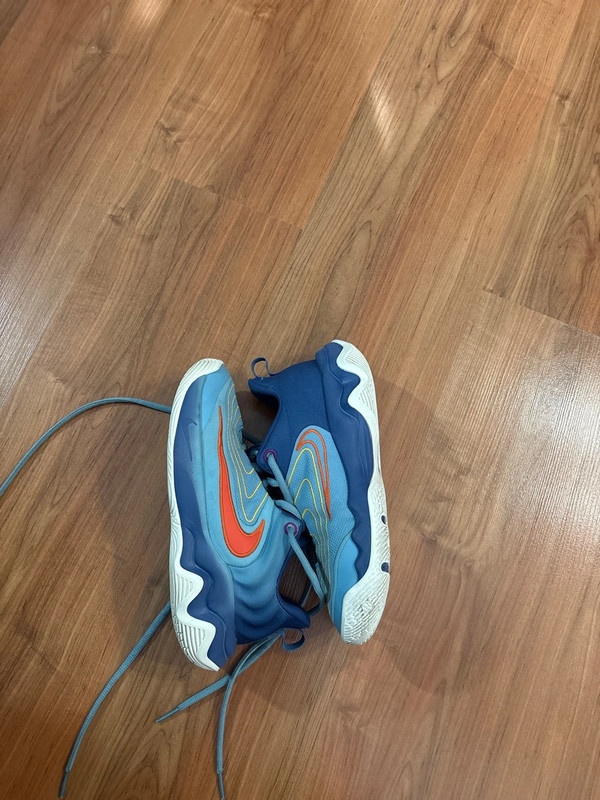 basketbalové tenisky