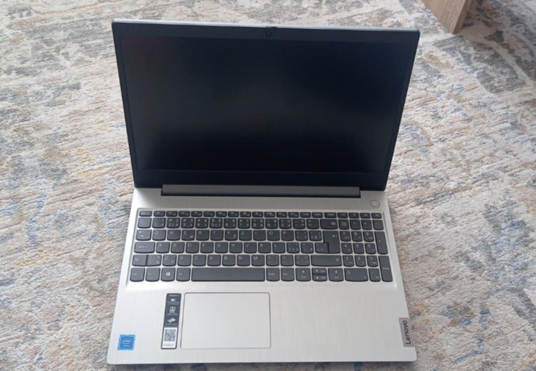 Lenovo ideapad 3