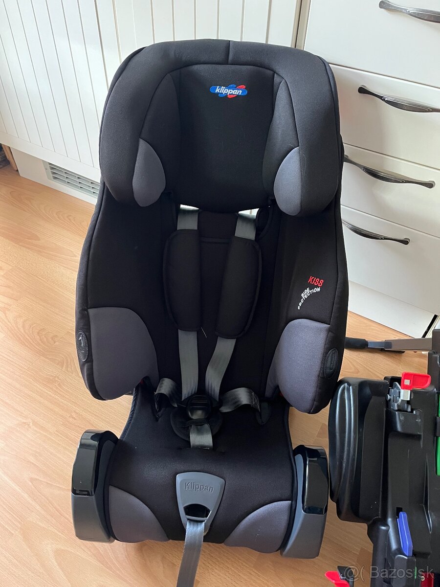 Autosedačka Klippan Triofix Recline + Isofixová základňa Kli