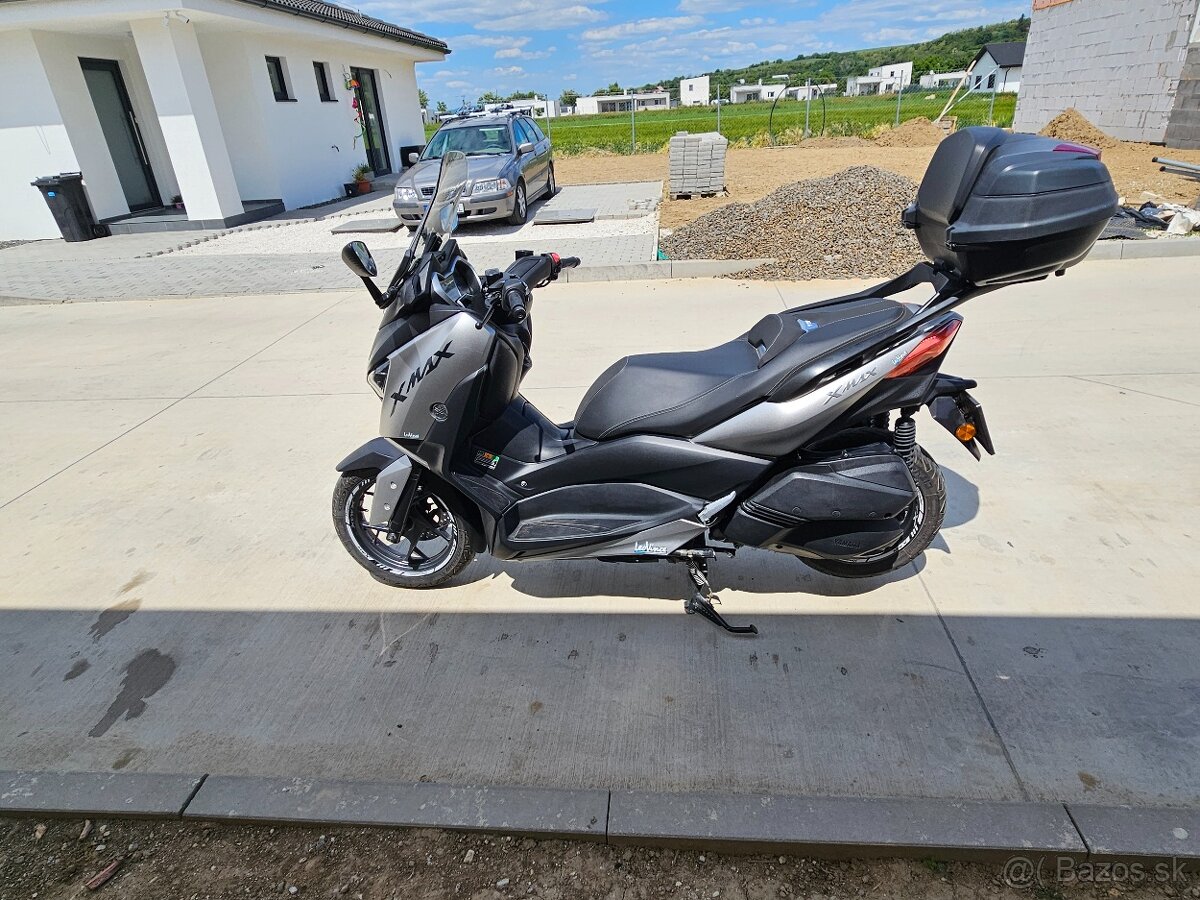 Yamaha xmax 300