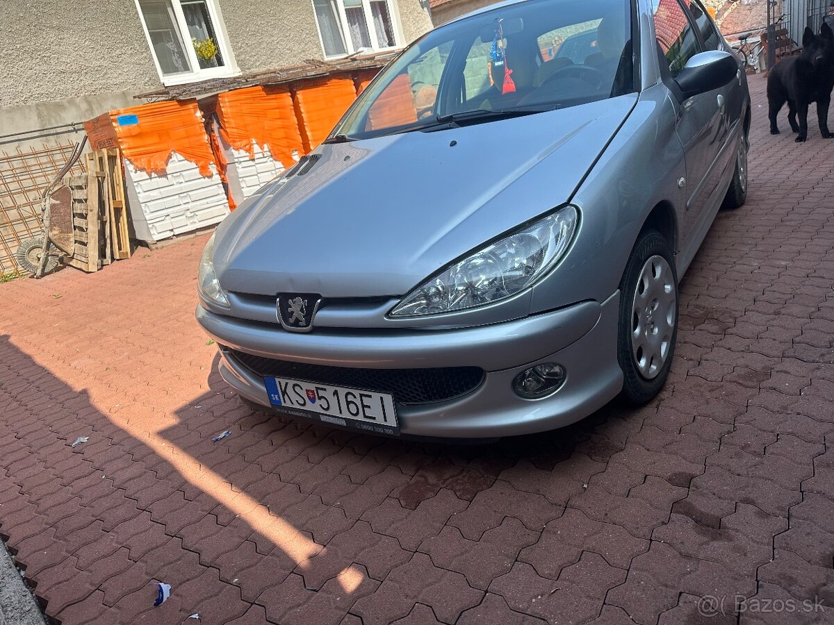 Peugeot 206