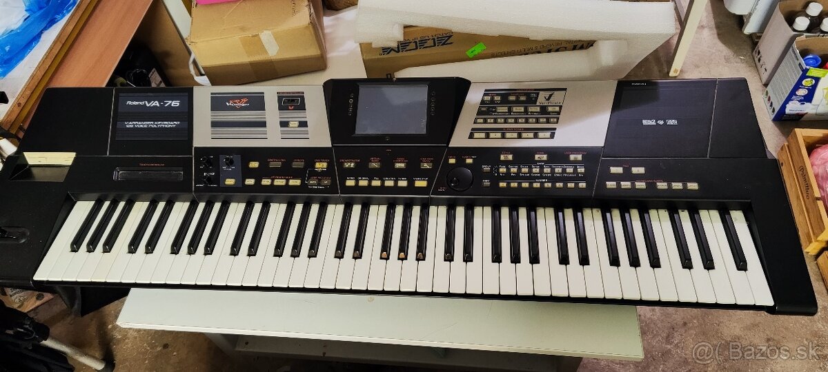 Roland VA-76