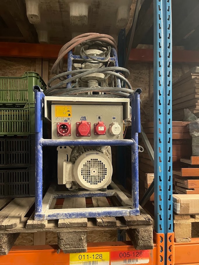 Predam dopravný kompresor M-Tec F100 v zachovalom stave