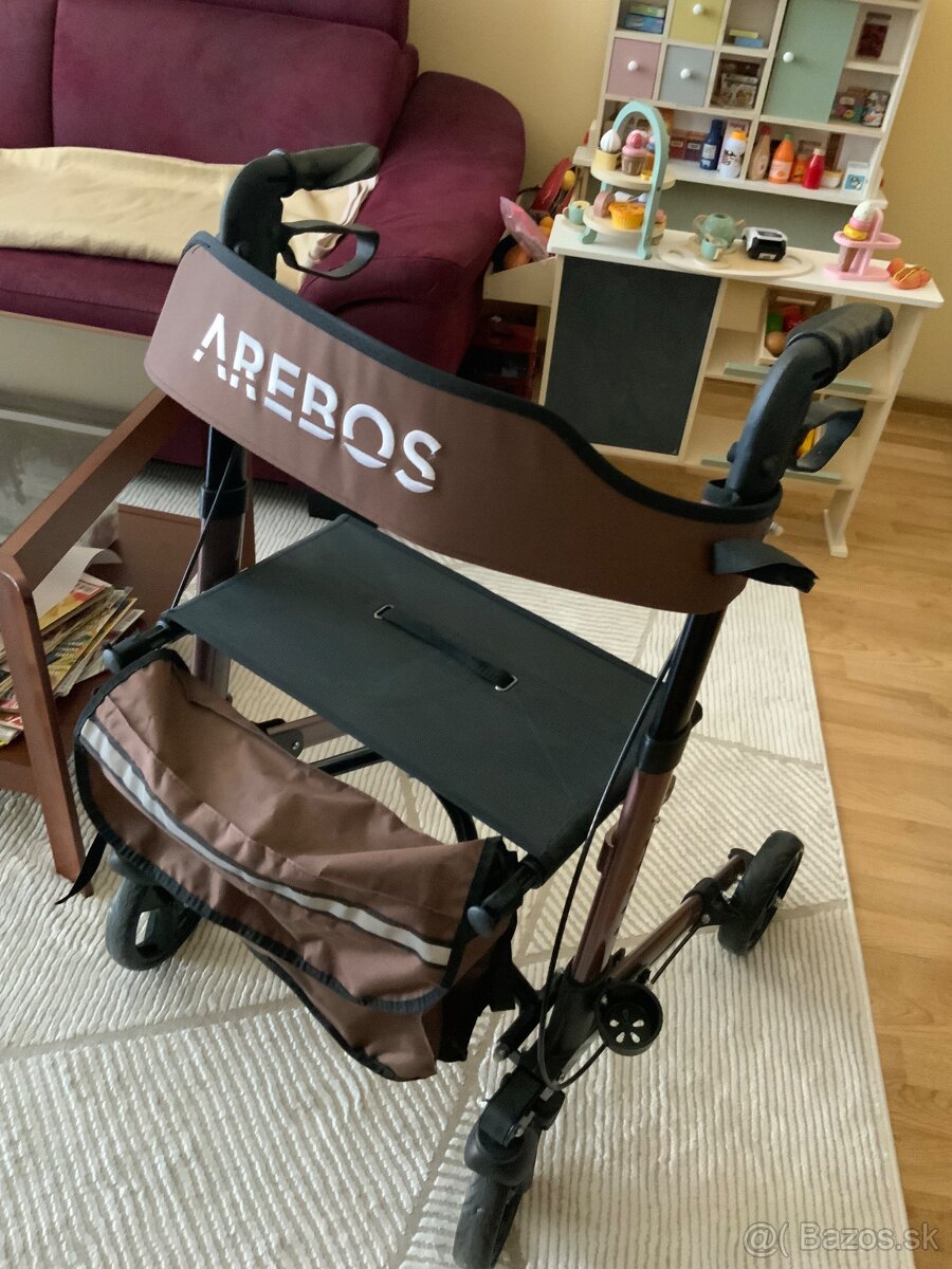 Chodítko pre seniorov