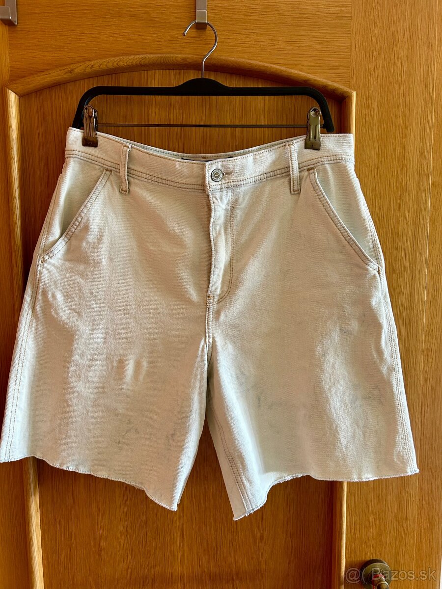 RIFLOVÉ KRAŤASY zn.HOLLISTER California veľ.W31(L)
