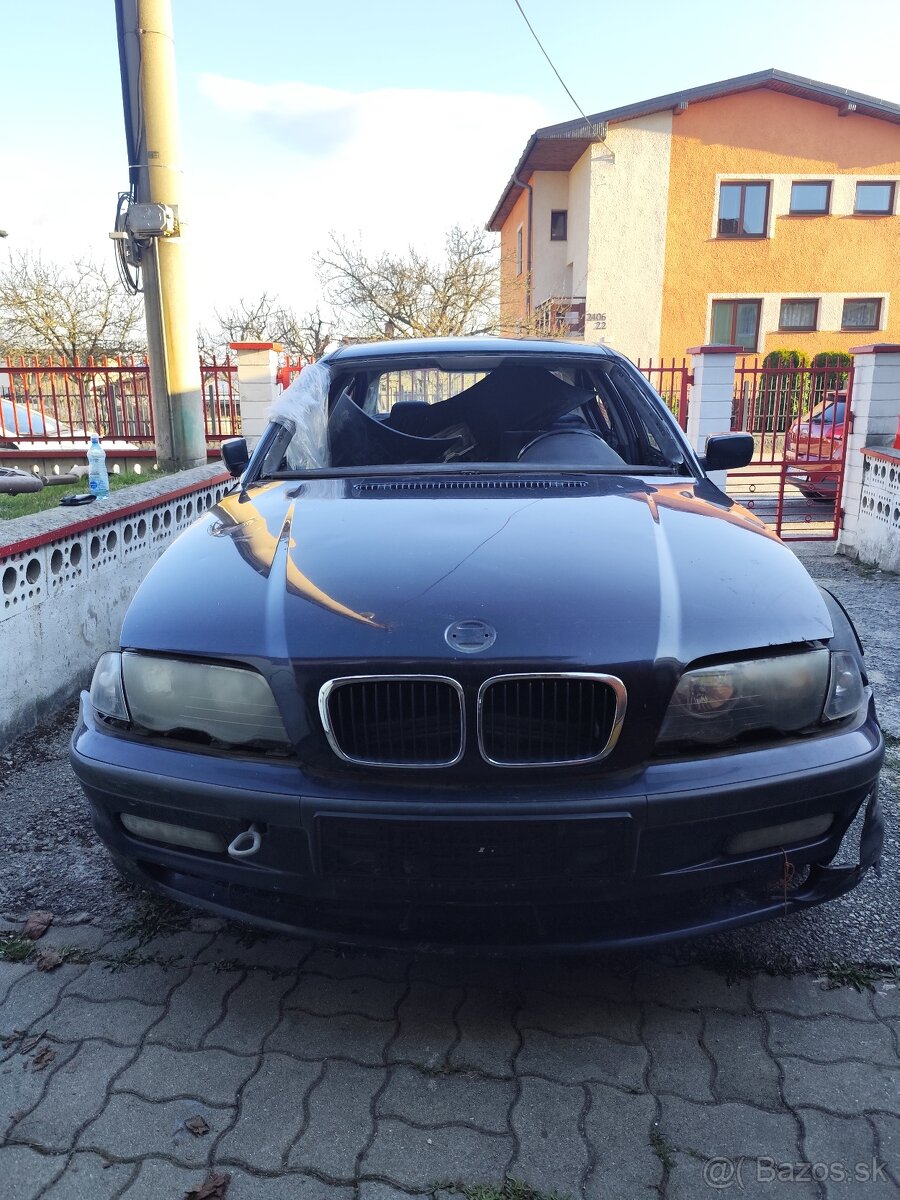 Rozpredám darujem E46 pred facelift 2.0d 100kw