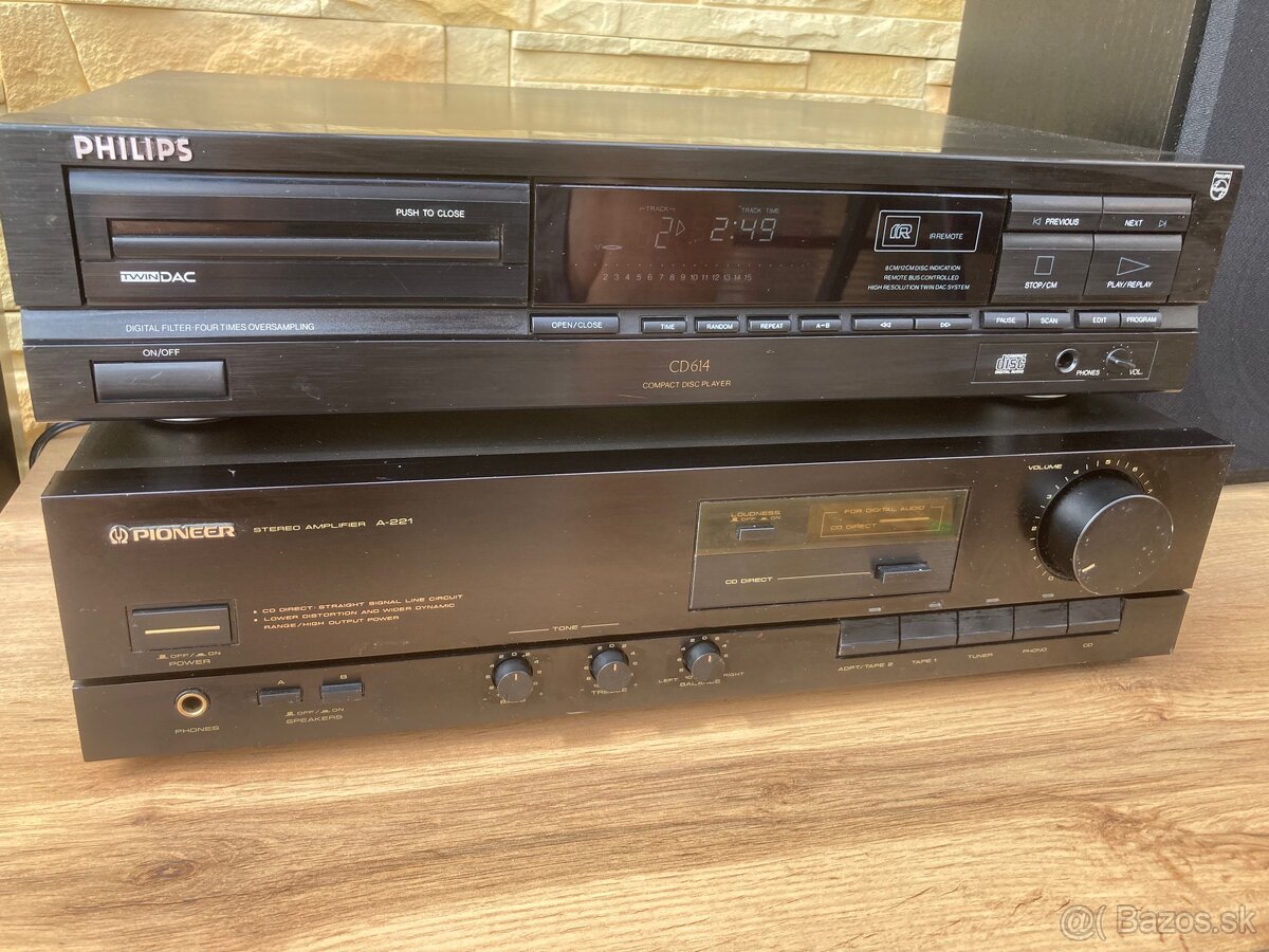 Pioneer A-221