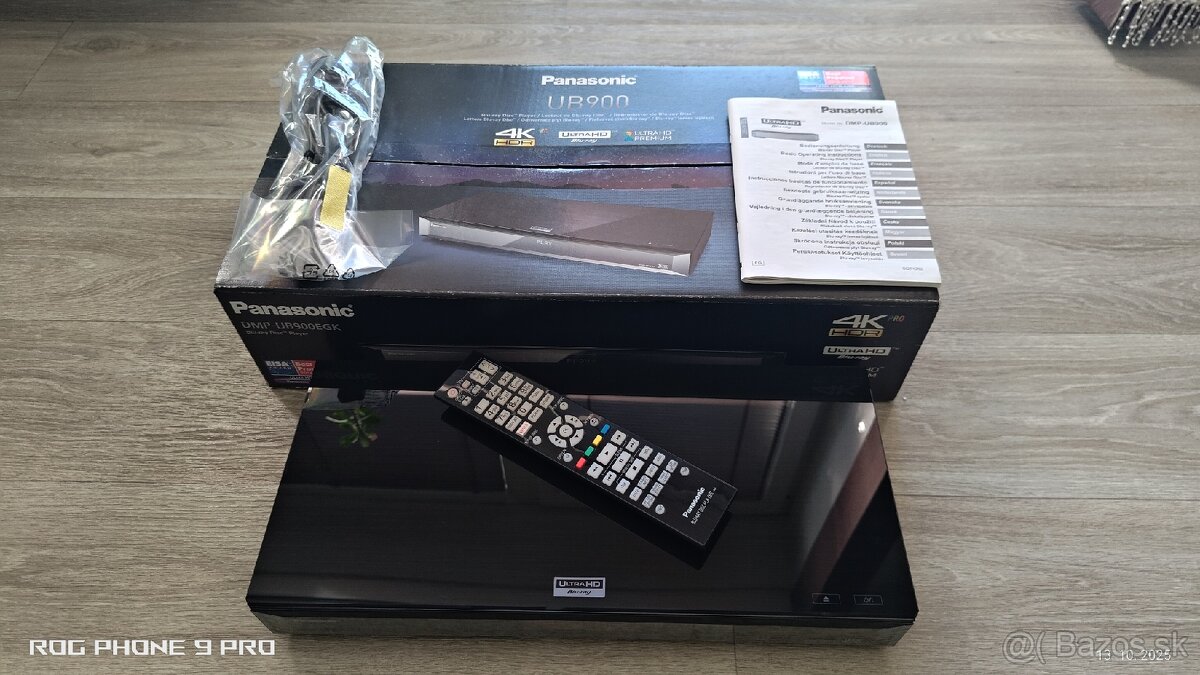Panasonic UB900