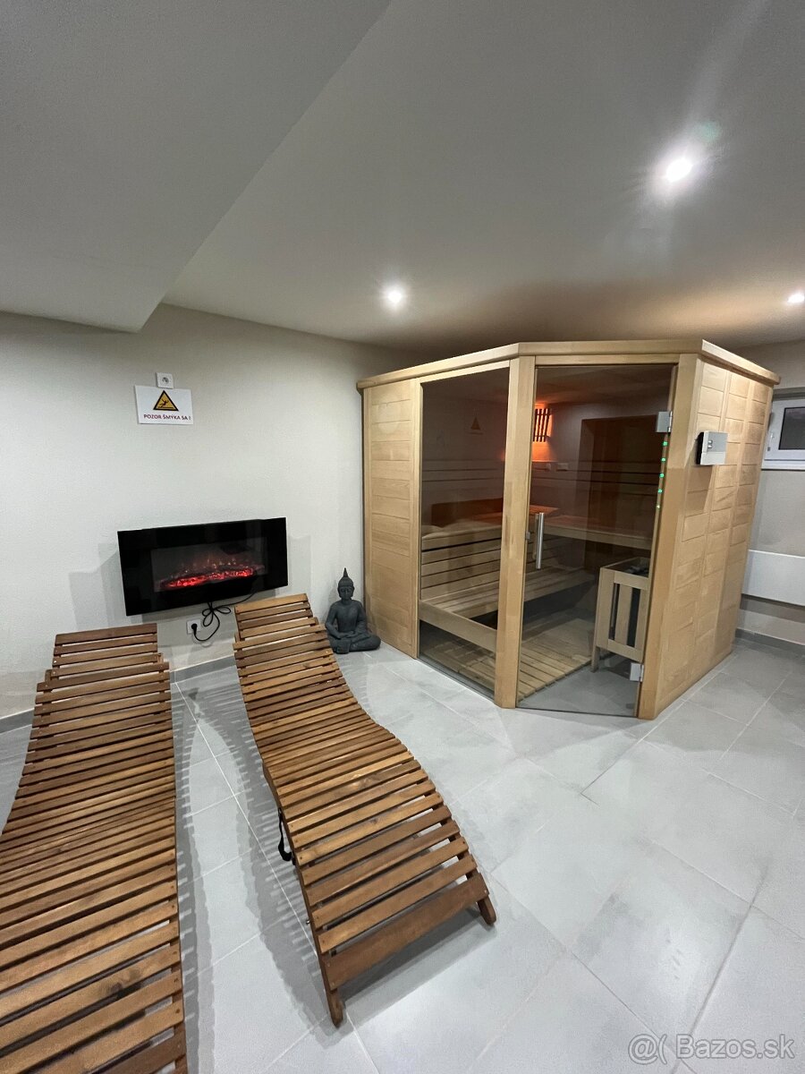 Fínska sauna – 206x206x204 cm