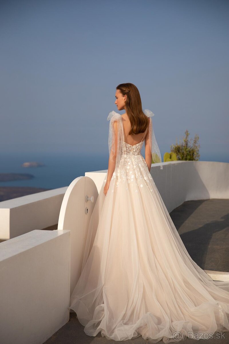 Svadobné šaty Iris