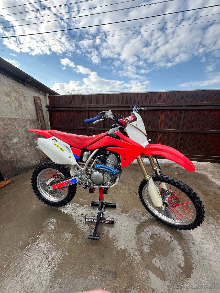 Predám Honda crf 150R