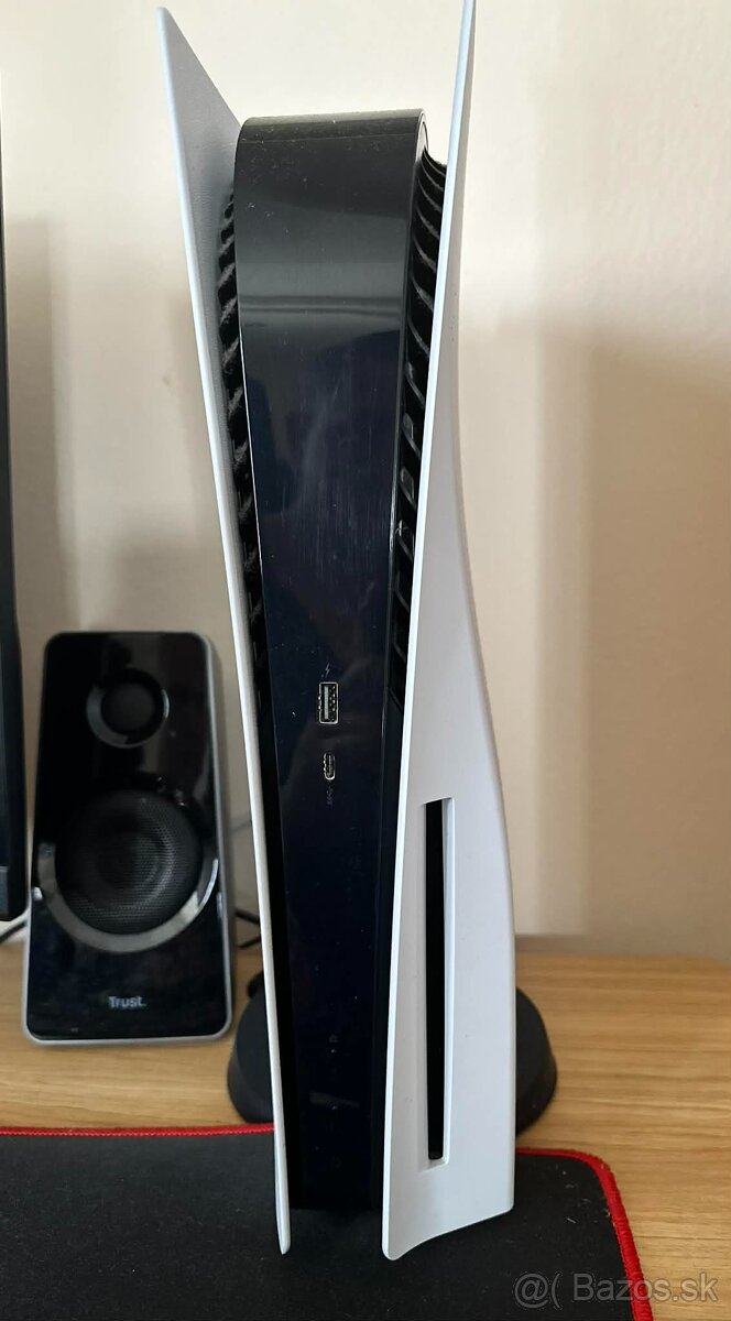 Playstation 5 s mechanikou