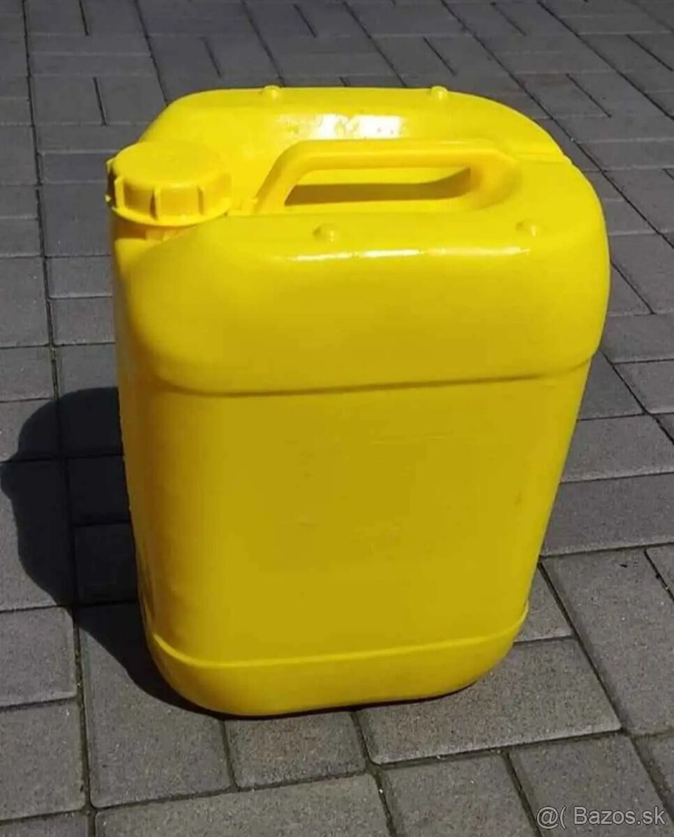Čisté praktické min 20L bandasky / kanistre odolné na naftu