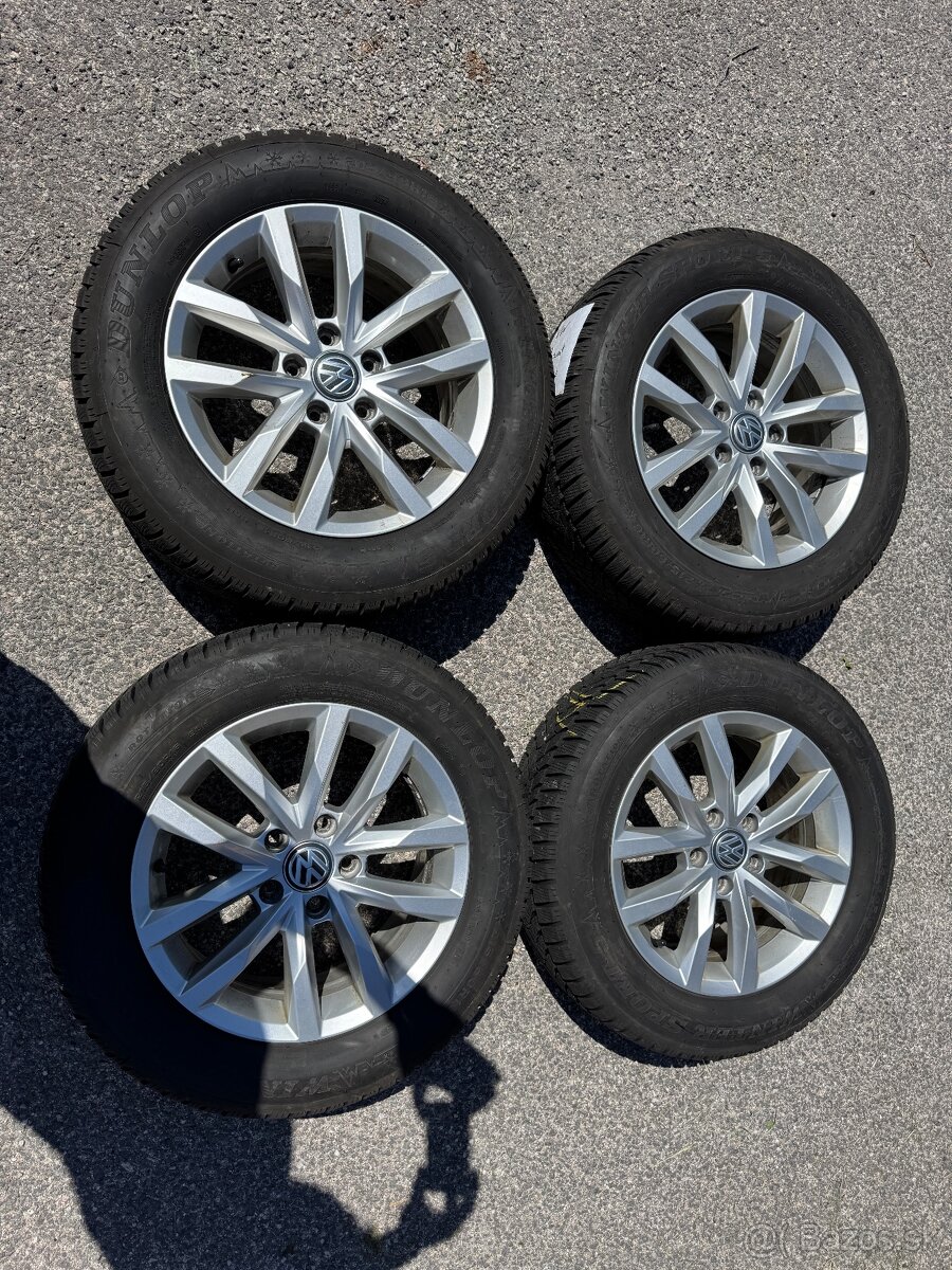 VW Passat 215/60R16