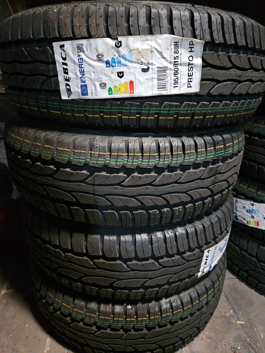 Sada pneu Debica