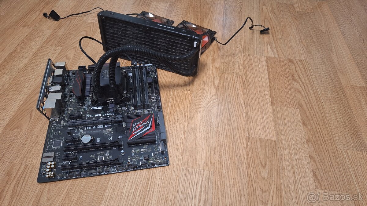 I7-6700K + Asus Z170 Pro Gaming + AIO