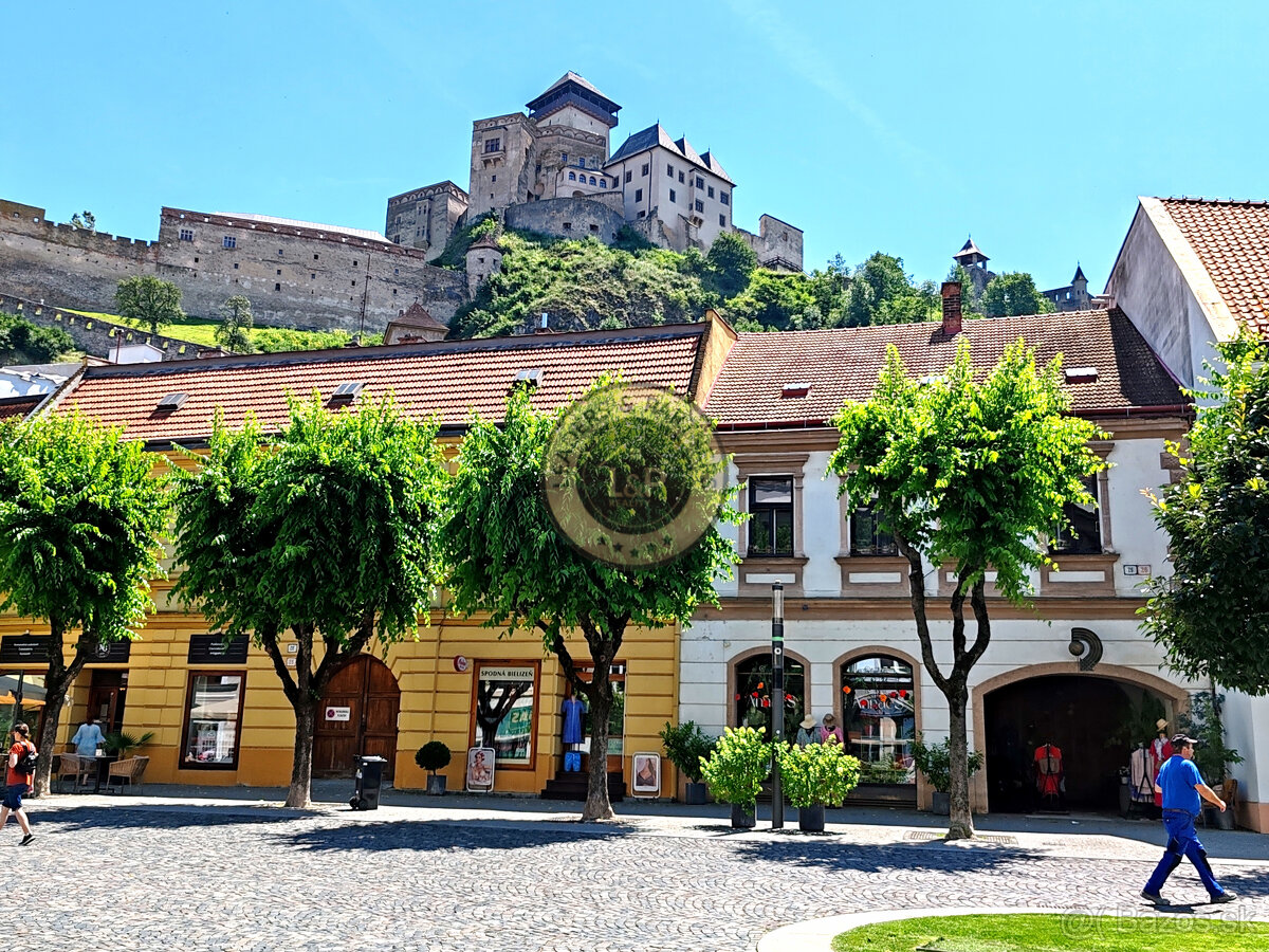 Rodinný dom v centre Trenčína vhodný na investíciu