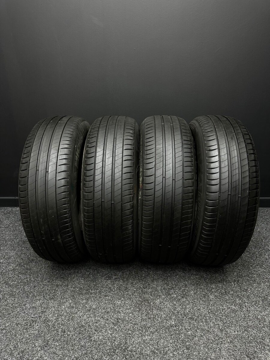 Sada pneu Michelin 215/65/17 99V
