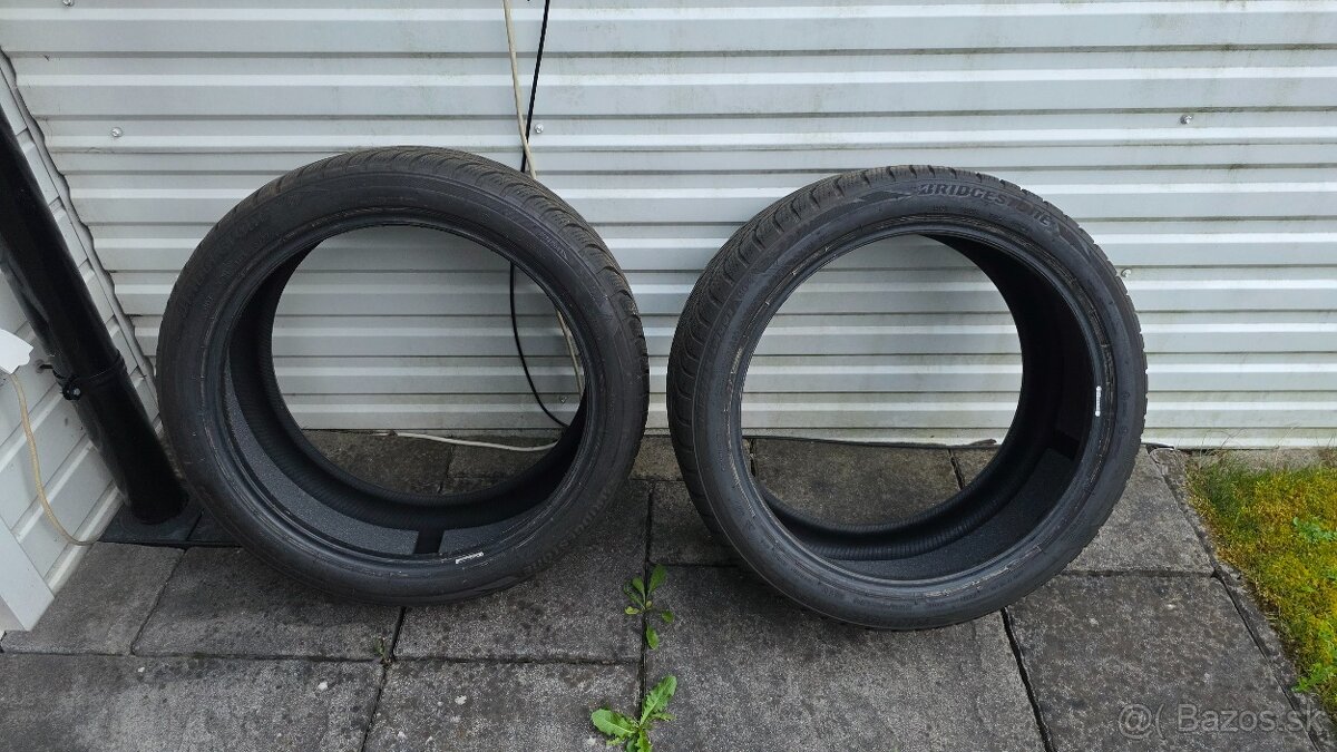Zimné pneumatiky Bridgestone 255/40 R20 pár