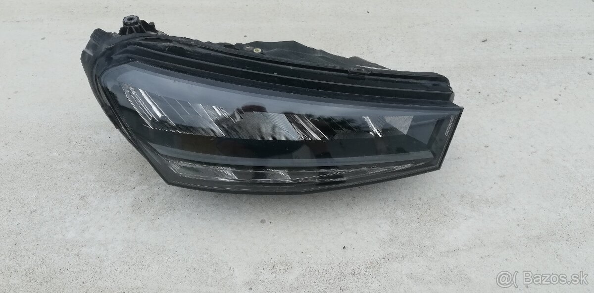 P predné svetlo škoda fabia 4