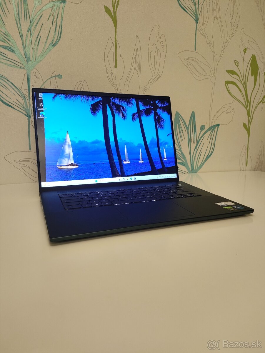 Dell Inspiron 7620 RTX 3060/i7-12700H/16 GB DDR5 /1TB SSD