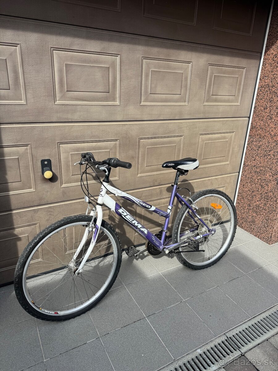 Bicykel Dema