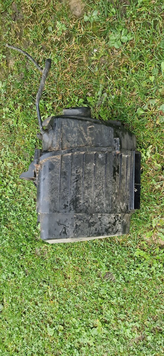 Airboxy na Audi A8 D3 - 4.2Tdi