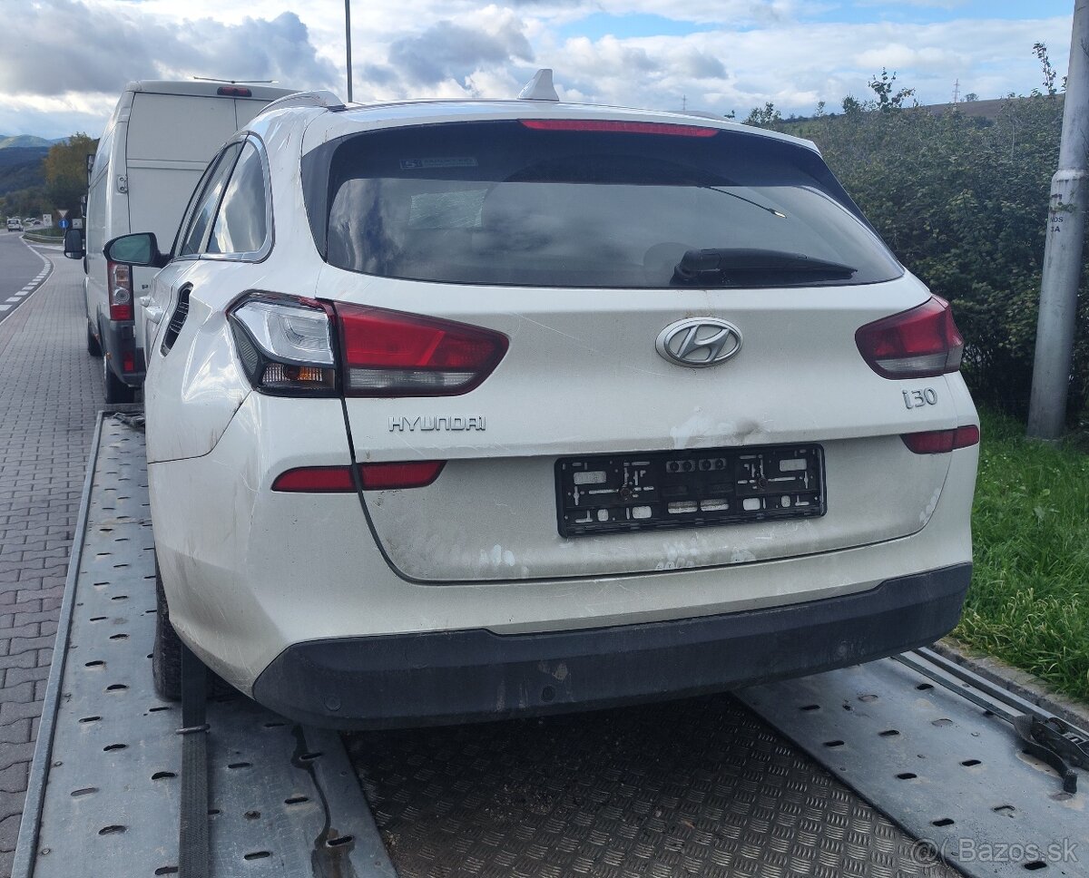 Rozpredam i30 - 4