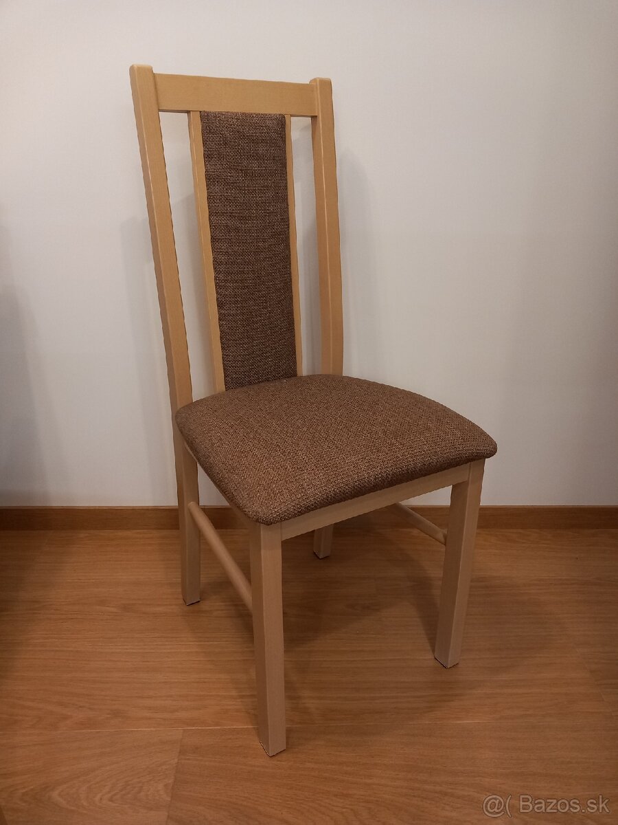 Jedálenské stoličky