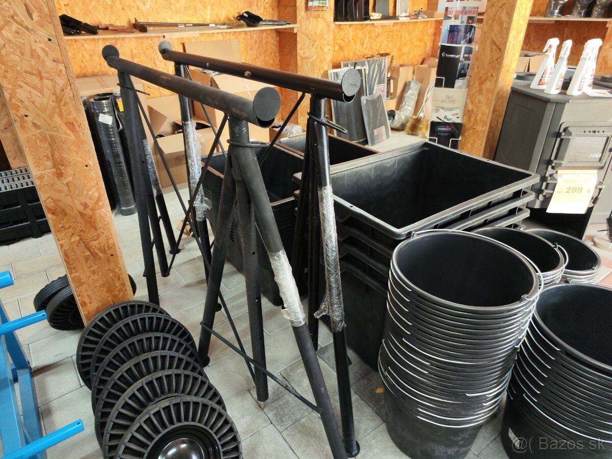 Kovová maliarska - Oceľová koza