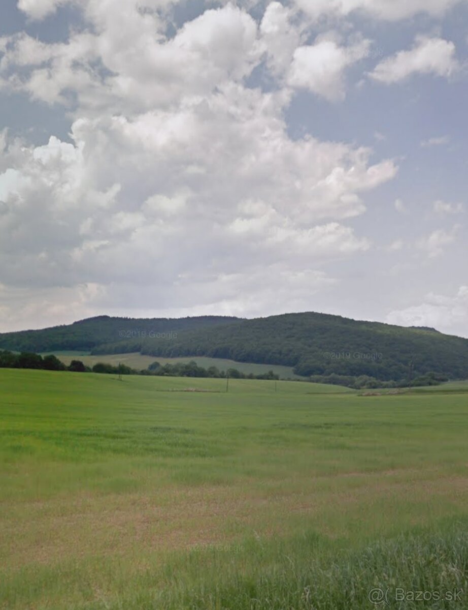 Orná pôda Horná Ves 945,m2