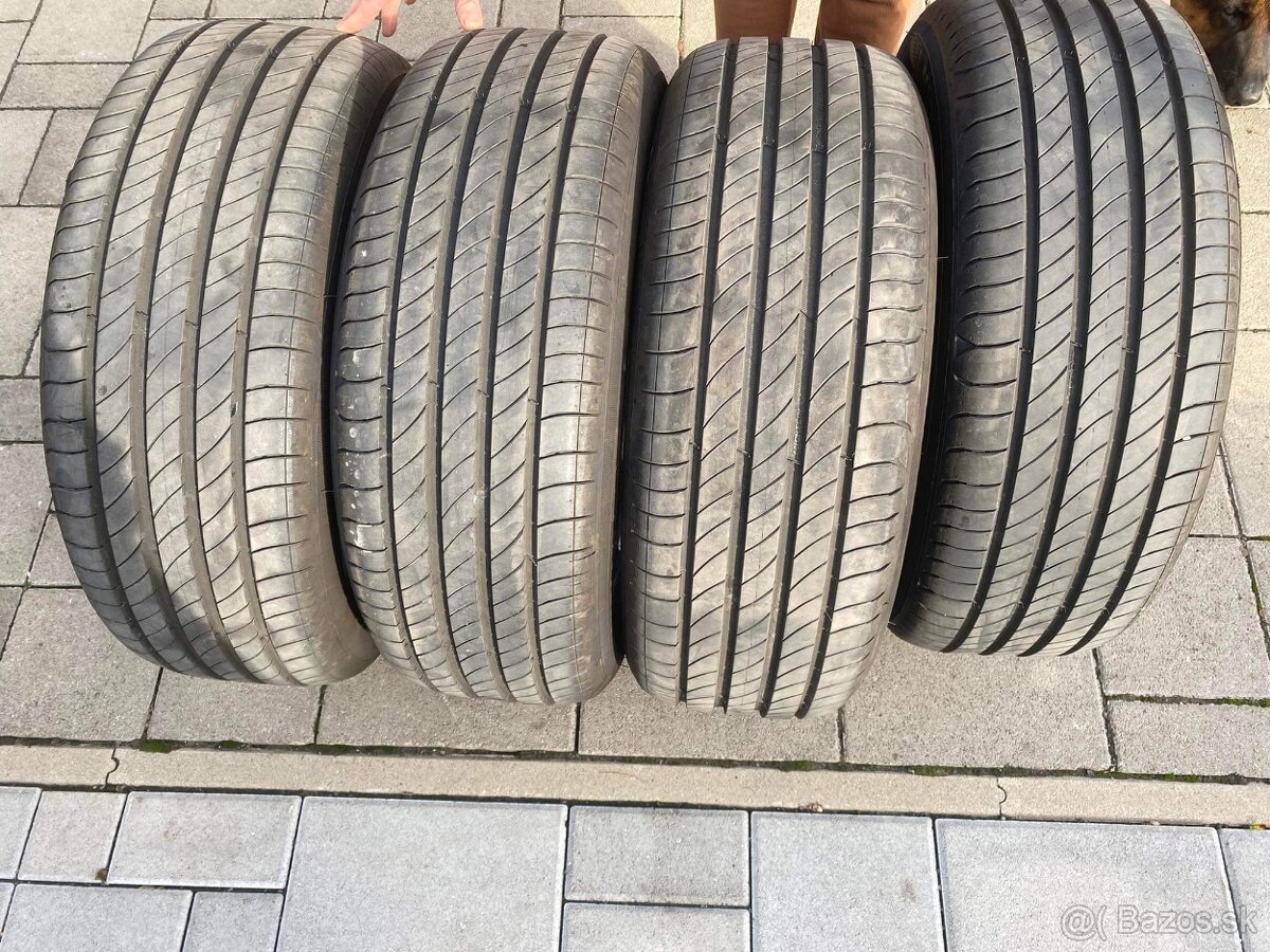 Pneu Michelin 195/55R16 letné