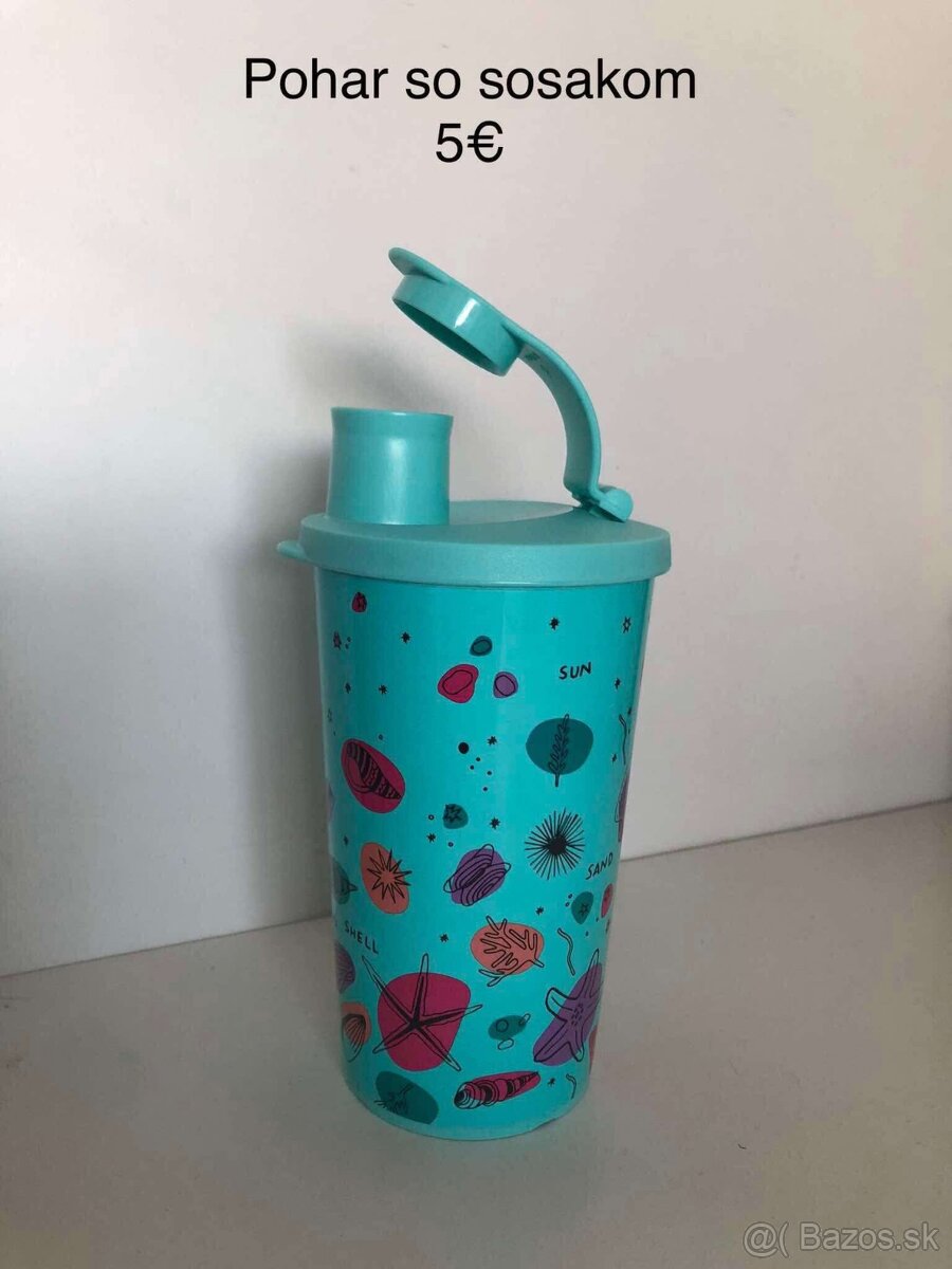 Pohár so sosákom Tupperware