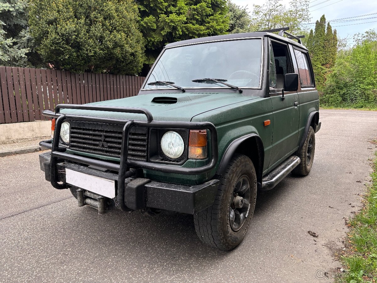 MITSUBISHI PAJERO 1 2.5TD