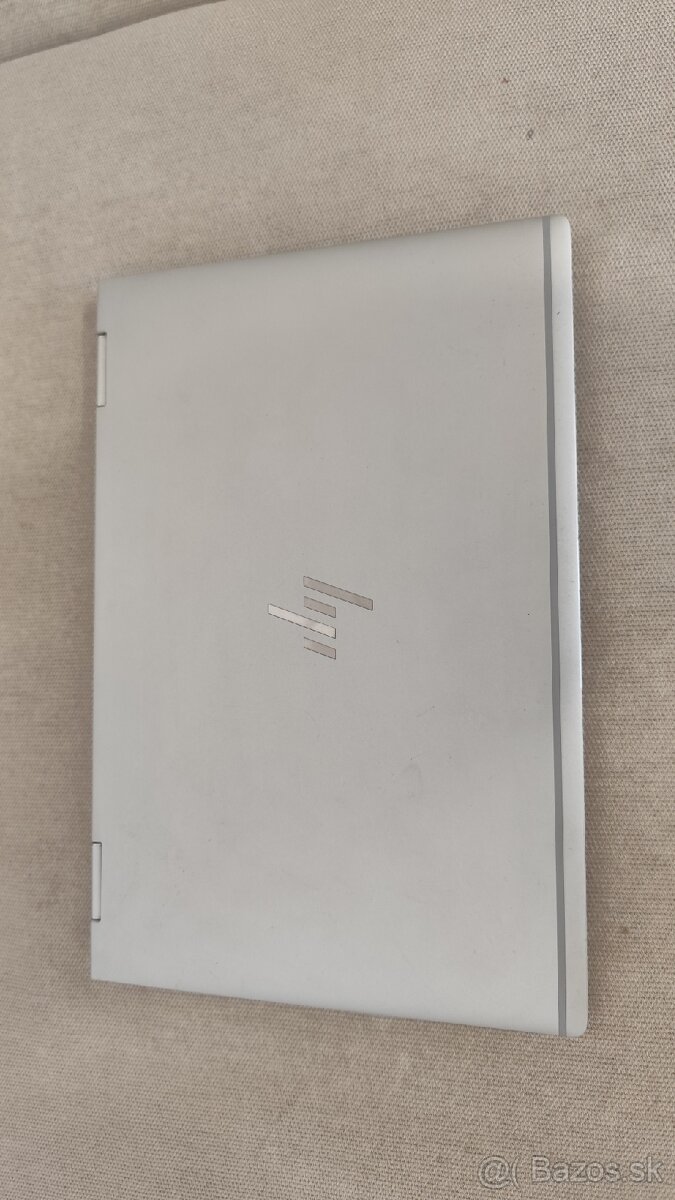 HP elitebook 1030 G3