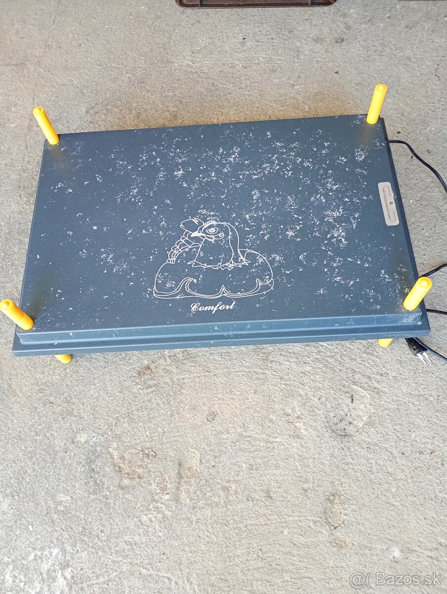 umelú kvocku vihrevna doska