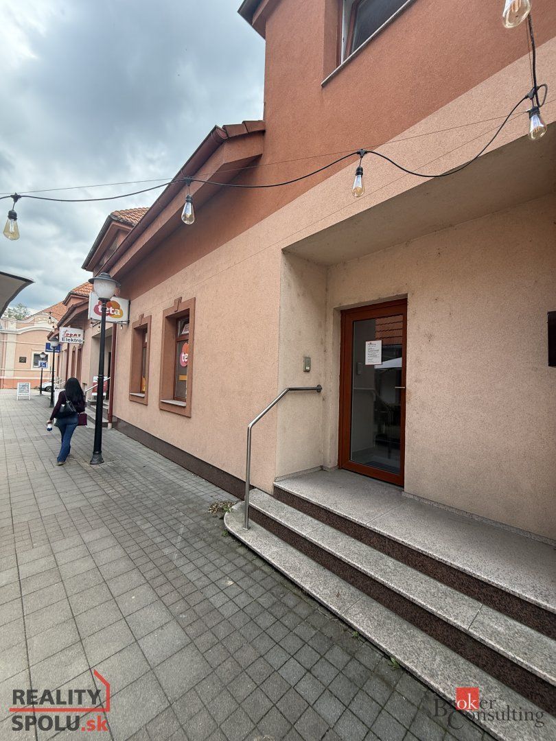 Kancelársky priestor, Krupina