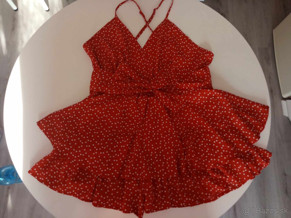 NOVÝ LETNÝ VOLÁNK.KRÁTKY OVERAL na ramienka č.40-42=LEN 5€