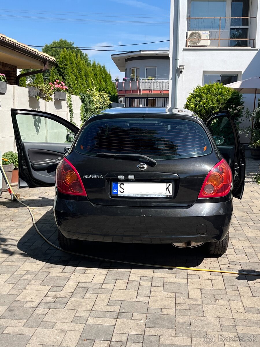 Nissan Almera 1.5 Acenta