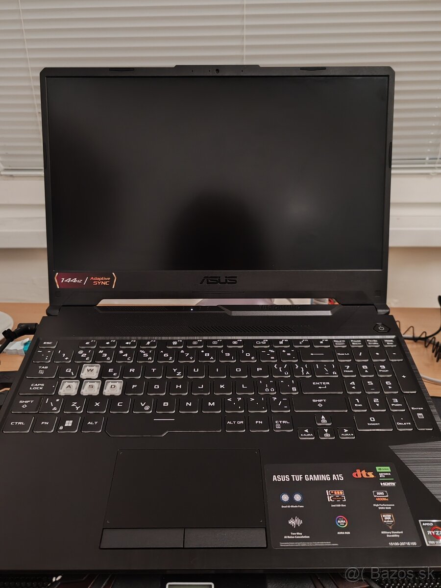 Predám notebook