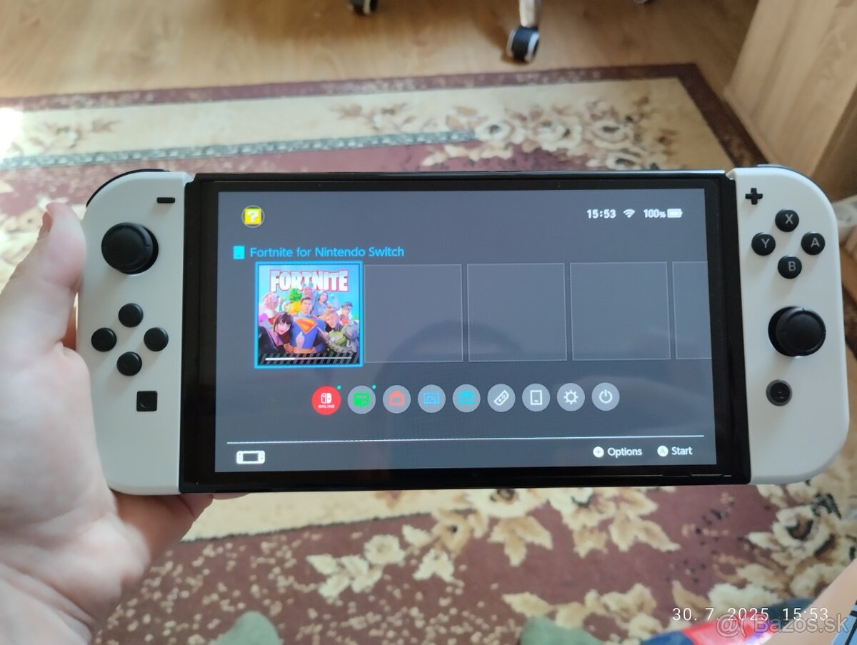 Nintendo Switch OLED - (ešte v záruke 9mesicov)