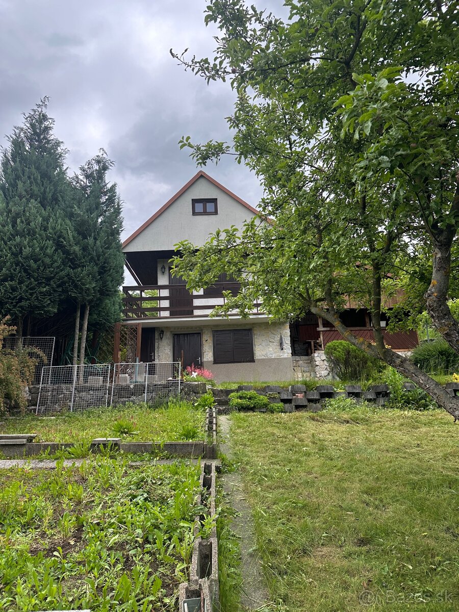 Výnimočná ponuka-upravujeme cenu, na predaj chata s veľkou t